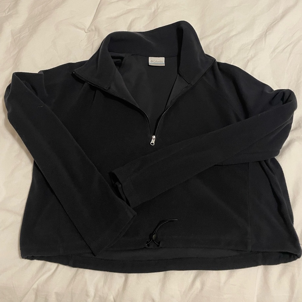 Cropped Columbia fleece pullover